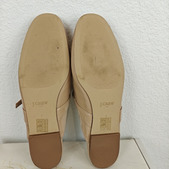 J. Crew Factory Mary Jane Mules Buckle In Nude Patent Leather Size 7 Women's - Picture 12 of 13